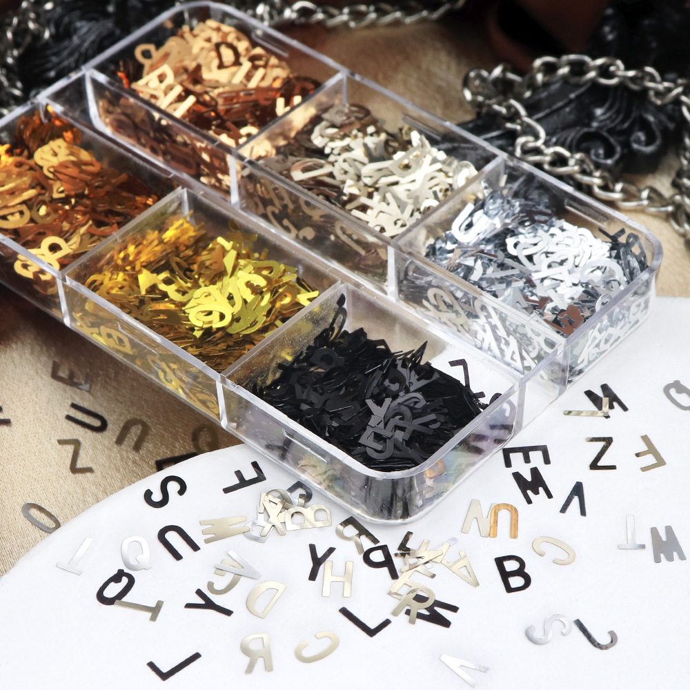 علبة معدنية بـ 6 أقسام تحتوي ع - مراجعة Resin Art Zone وسعره