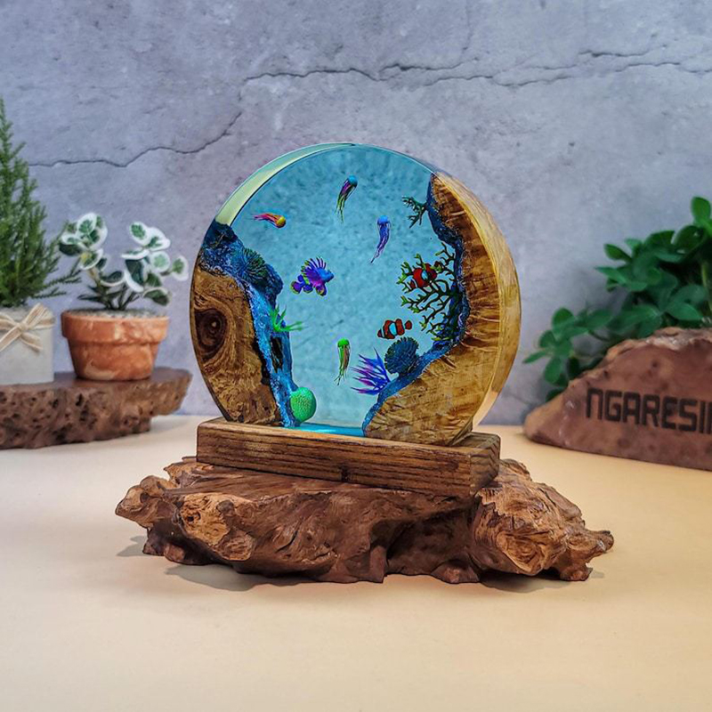 مصباح طاولة من الراتنج بتصميم  - مراجعة Resin Art Table وسعره