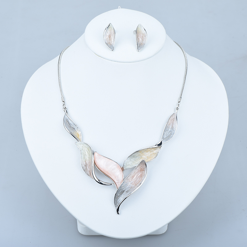 ICEYY تصميم جديد فن الموضة الل - مراجعة Resin Art Earrings Design وسعره